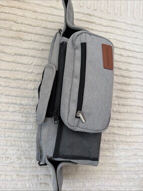 Momcozy stroller Bag gray